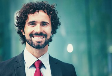 Yakışıklı erkek Yöneticisi açık