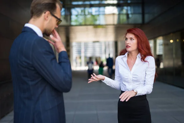 Angry Woman Scolding Man — Stock Photo, Image
