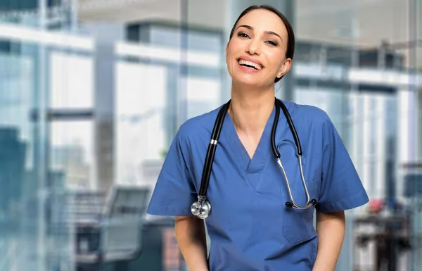 Portrait Smiling Young Nurse — Stock Photo, Image