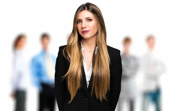 Smiling Businesswoman Portrait Front Her Team — Stock Photo, Image