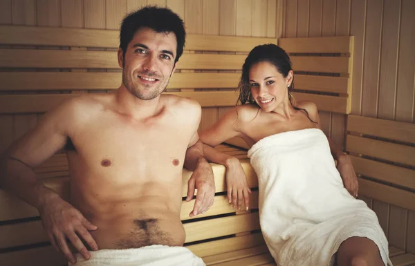 Giovane Bella Donna Che Bagno Sauna Bagno Vapore — Foto Stock