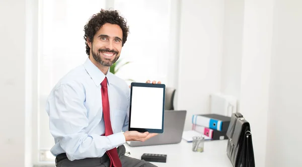 Man Showing Tablet Empty White Screen Copy Space — Stock Photo, Image