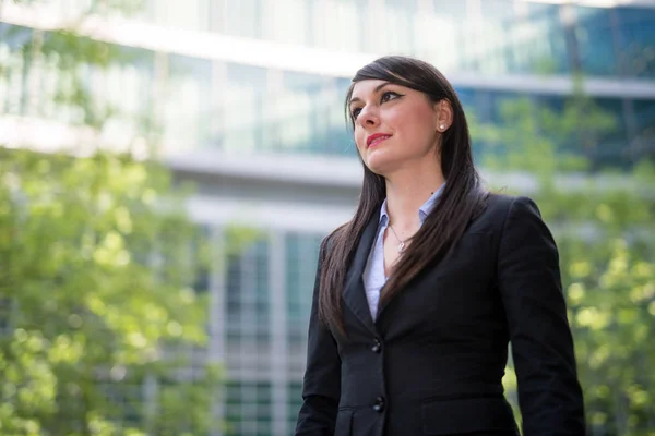 Retrato Una Joven Hermosa Empresaria —  Fotos de Stock