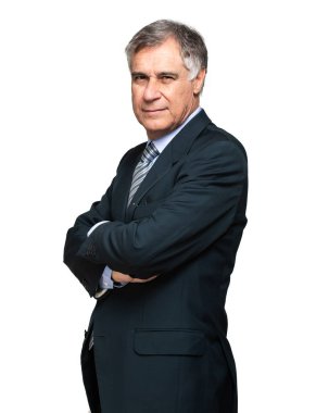 Kendine güvenen olgun bir iş adamının yakın portresi.