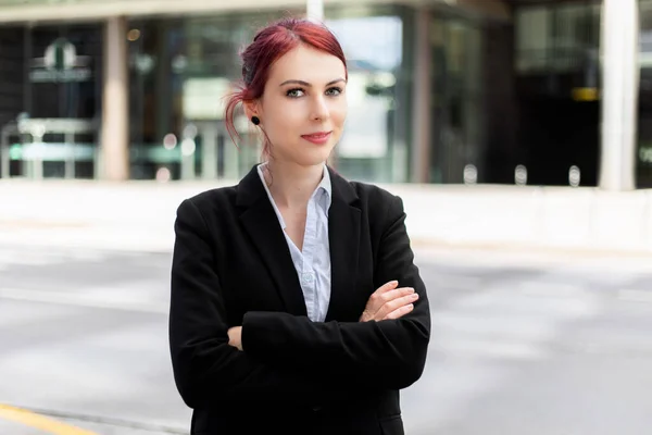 Confident Young Female Manager Outdoor Modern Urban Setting — Stock Photo, Image