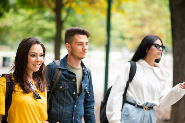 Group Young Students Walking School Park — Stock Photo, Image