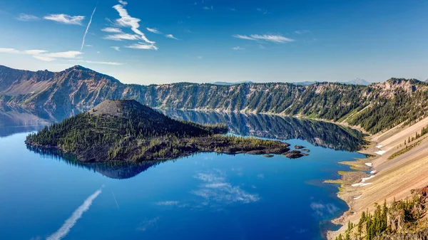 Wizard Island Deep Blue Crater Lake Cratera Lake National Park — Fotografia de Stock