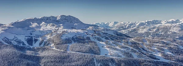 Panoramautsikt Över Whistler Mountain Snöig Vinterdag Från Blackcomb Mountain — Stockfoto