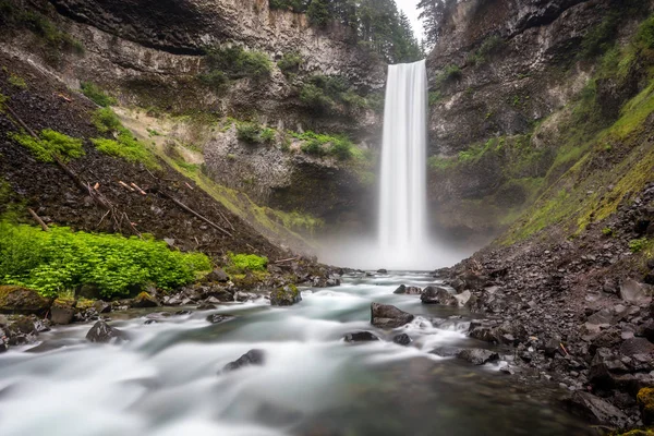 Larga Exposición Brandywine Falls Whistler Columbia Británica Canadá — Foto de Stock