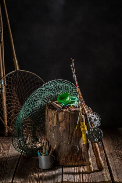 Equipo Retro Para Pesca Con Red Moscas Cañas Pescar — Foto de Stock