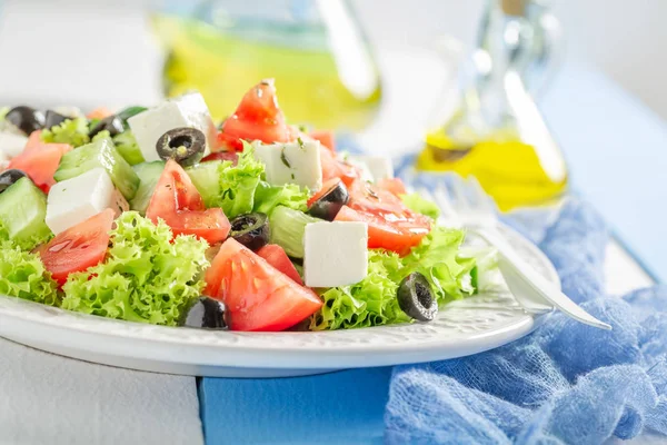 Salada Grega Fresca Com Tomate Cereja Alface Queijo Feta — Fotografia de Stock