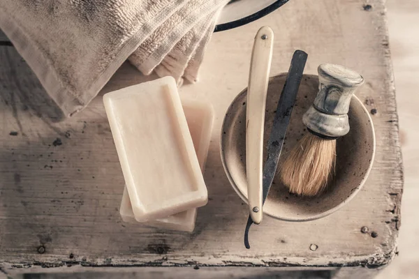 Vintage Werkzeuge Für Die Rasur Mit Schaum Rasierer Und Pinsel — Stockfoto