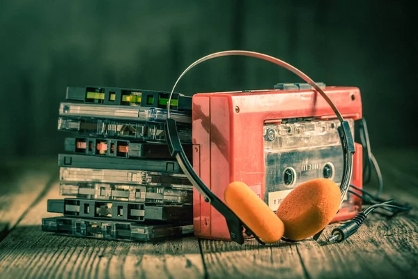 Retro Cassette Tape Walkman Headphones — Stock Photo, Image