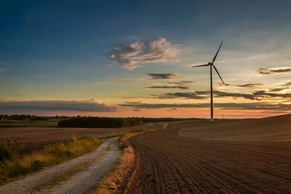 Brown Blue Sunset Countryside Wind Turbine — Stock Photo, Image