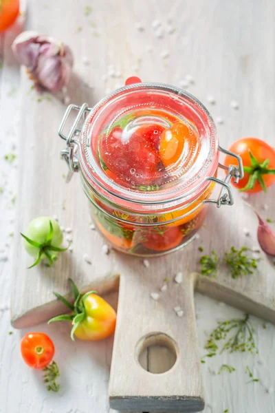 Verse Ingrediënten Voor Ingemaakte Rode Tomaten Pot — Stockfoto