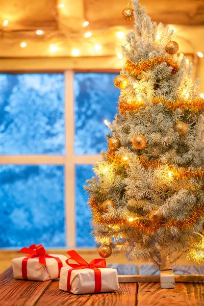 Adorable Christmas Tree Gifts Frozen Window Light — Stock Photo, Image