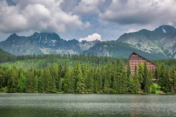 Belo Strbske Pleso Lago Montanha Eslováquia — Fotografia de Stock