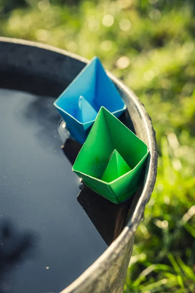 Handmade Paper Boats Quietly Floating Water Garden — Stock Photo, Image