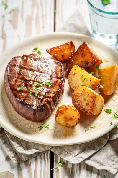 Tasty Steak Roasted Potatoes Salt Thyme — Stock Photo, Image