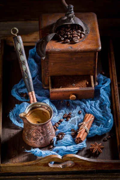 Свежий Кофе Вареным Кофе Бобами Голубом — стоковое фото
