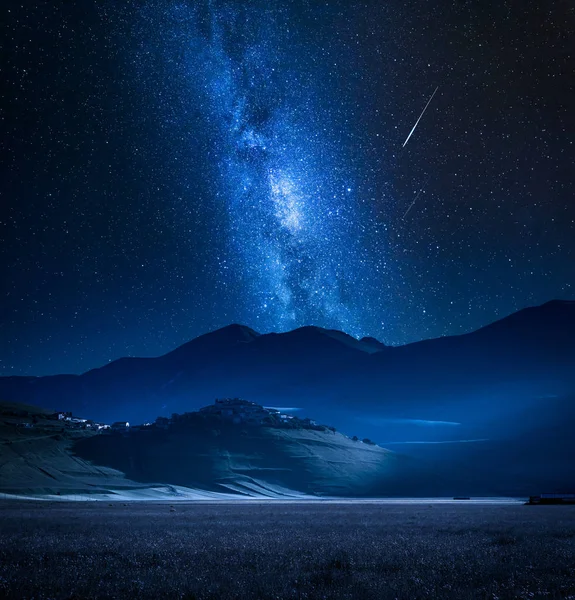 움브리아 이탈리아 유럽에서 Castelluccio 이상의 훌륭한은 — 스톡 사진