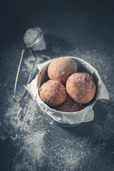 Вкусные Домашние Пончики Шарики Горячие Свежеиспеченные — стоковое фото