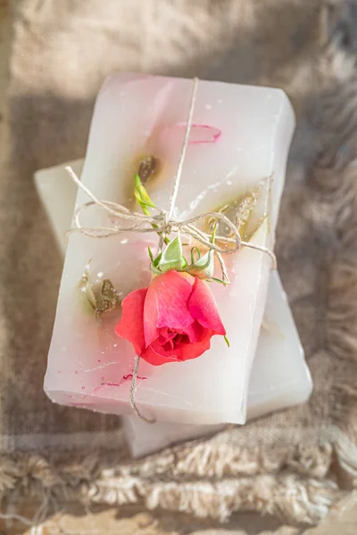 Moisture and natural rose soap good for skin — Stock Photo, Image