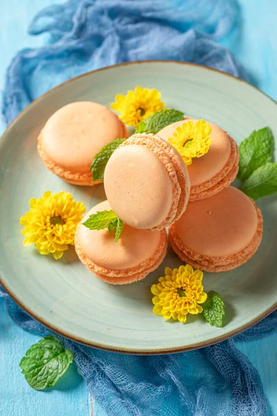 Delicious Orange Macaroons Tasty Small Snack — Stock Photo, Image