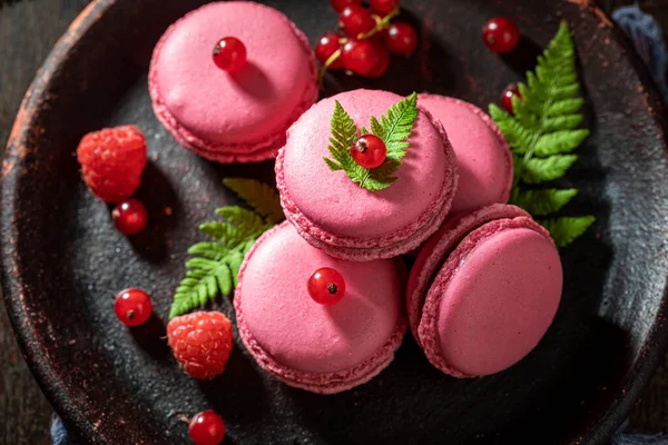 Macarrones Grosella Roja Dulce Como Sabroso Bocadillo Pequeño — Foto de Stock