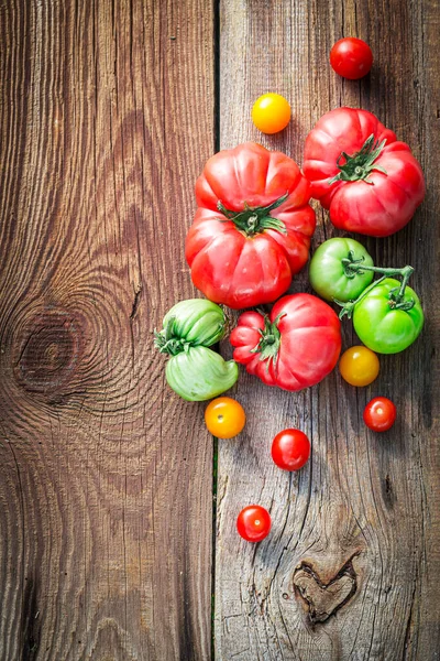 Vista Superior Tomates Saudáveis Mesa Madeira — Fotografia de Stock