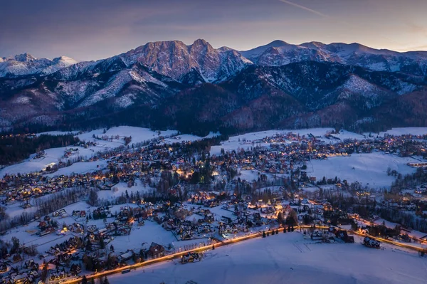 Città Illuminata Zakopane Inverno Dopo Tramonto Vista Aerea Polonia — Foto Stock