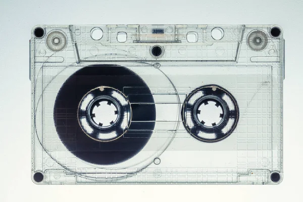 Nahaufnahme Einer Retro Transparenten Audio Kassette Auf Weißem Hintergrund — Stockfoto