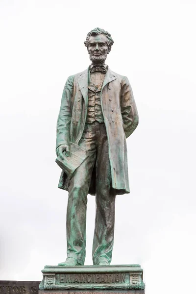 Bronzestatue Aus Abraham Lincoln Auf Einem Alten Friedhof Auf Dem Stockbild