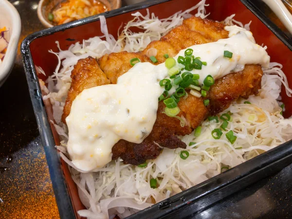 Miyazaki Style Nanban Chicken Rice Bento Τηγανητά Πιάτα Κοτόπουλου Κρεμώδεις — Φωτογραφία Αρχείου