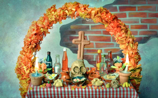 Traditionele Mexicaanse Dag Van Doden Altaar Met Pan Muerto Kaarsen — Stockfoto