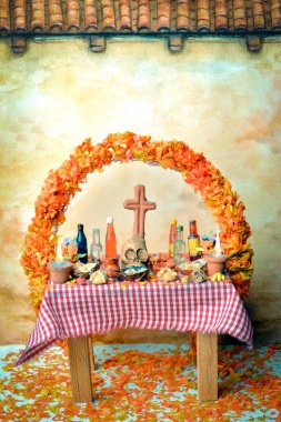 Geleneksel Meksika gün ölü sunak pan de muerto ve mum