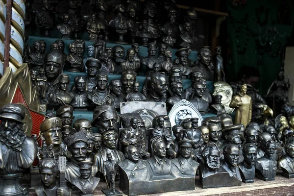  politikacıların kaybeder. Sanat nesnesi