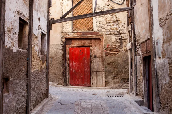 kapılar ve Windows Medina