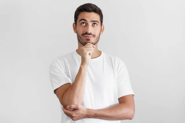 Retrato Diurno Joven Con Expresión Alegre Ensueño Pensamiento Aislado Sobre — Foto de Stock