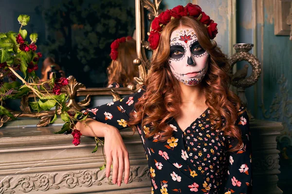 Day of dead holiday. Halloween. People in costume — Stock Photo, Image