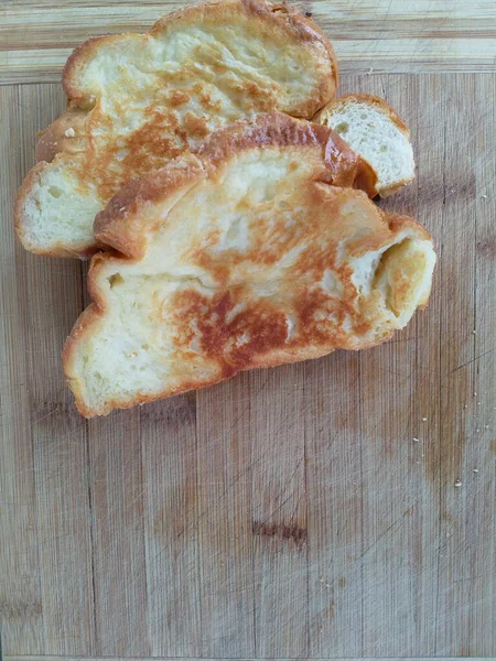 Franse Toast Een Houten Plank — Stockfoto
