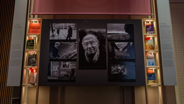 Saramago について ストックホルムのノーベル博物館に展示展覧会の絵 — ストック写真