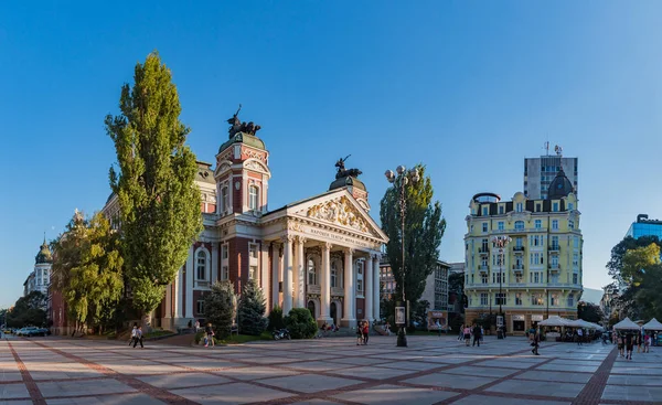 Panorama Zdjęcie Ivan Vazov Teatru Narodowego Placu Przed Nim — Zdjęcie stockowe