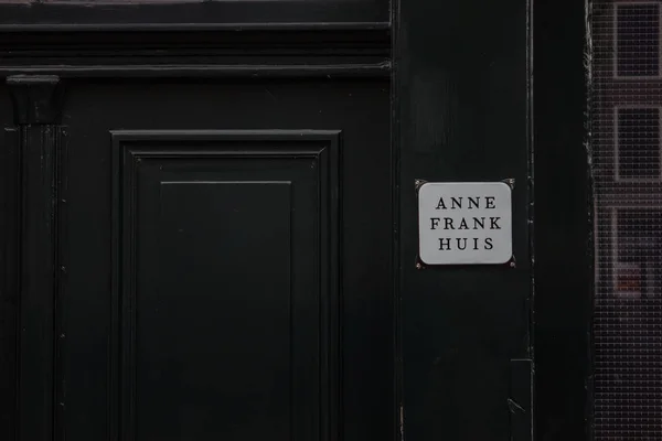 Anne Frank Evi, Amsterdam giriş işaretleme küçük işareti resmini.