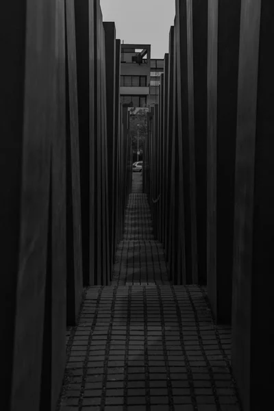 Une Image Noir Blanc Couloir Intérieur Mémorial Holocauste Berlin — Photo