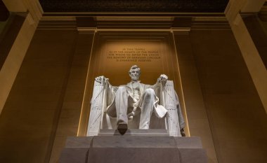 Iii. Lincoln Anıtı