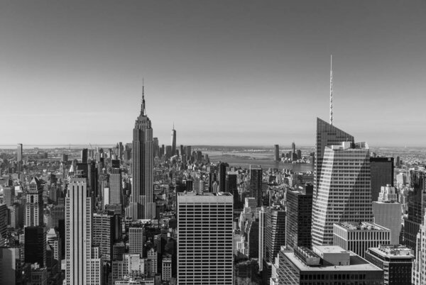 A black and white picture of New York as seen from the Top of the Rock.