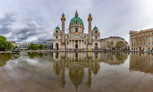 Karlskirche VI — Stockfoto