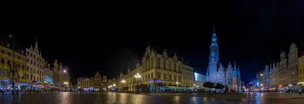 Una Foto Panorámica Plaza Del Mercado Wroclaw Tomada Por Noche —  Fotos de Stock