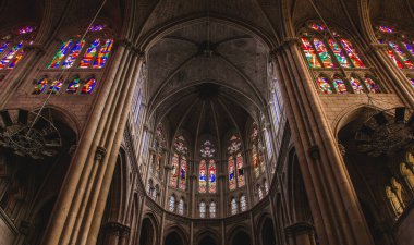 Cholet 'teki Notre-Dame Kilisesi' nin bir resmi..